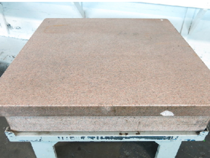 Products- E&A-SurfacePlat-img03
