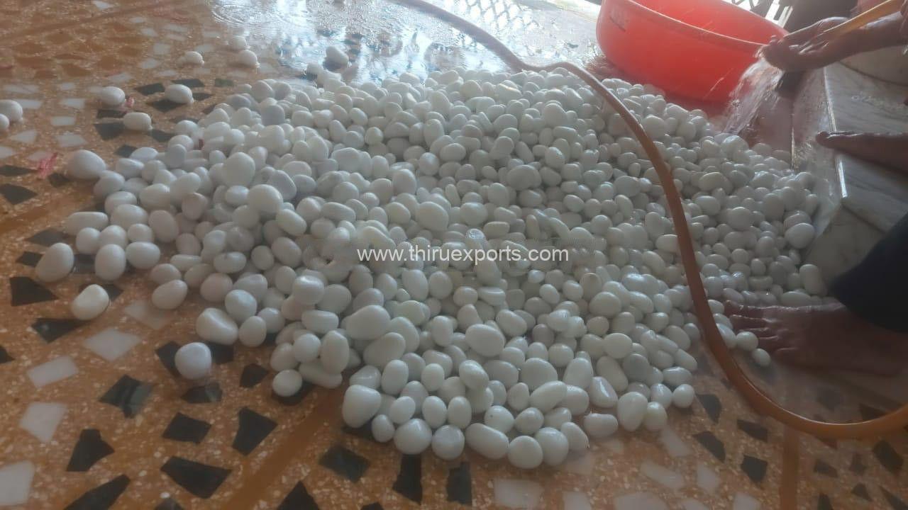 Pure White Pebble Stone